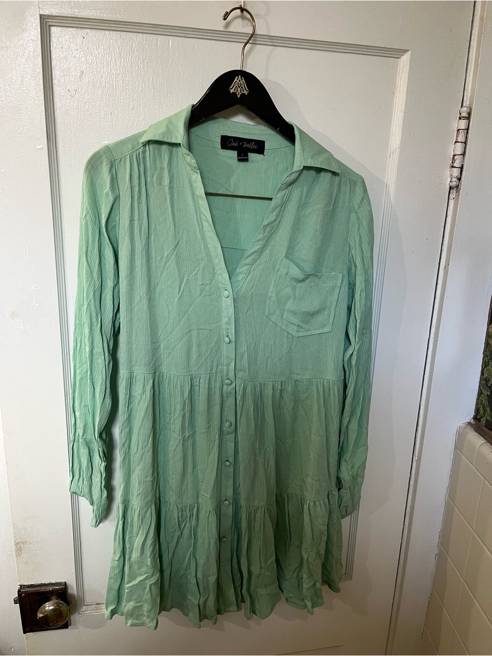 Oak & Trellis Mint Green Tiered Gauze Shirtdress Size Large EUC